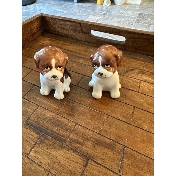 Vintage  beagle Salt and Pepper Shakers Ceramic Puppy Kitchen Decor Cute Set EUC - Picture 1 of 9